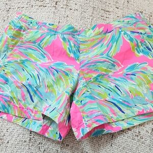 Lilly Pulitzer Ocean View Pull-On Shorts, Tiki Pink Royal Lime Print, Size Med